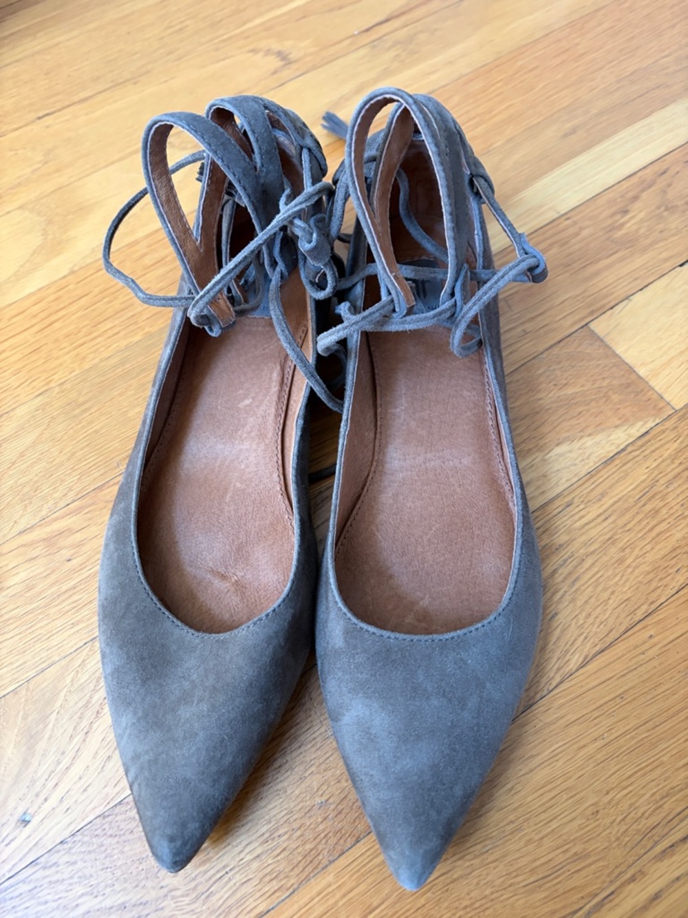 Frye Ghillie Sienna lace up flats